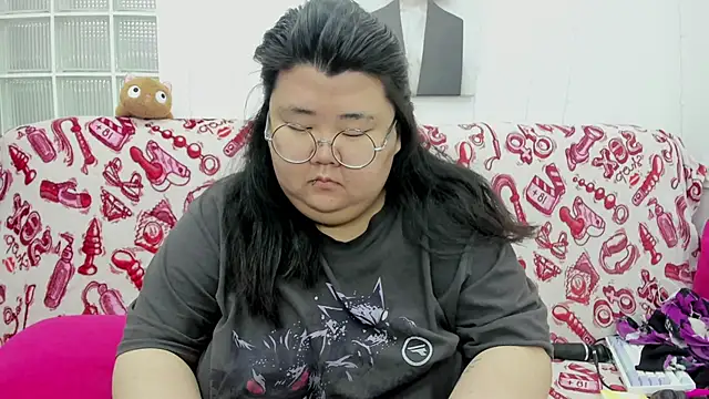 Nadine asian online show from 05-07-26, 01:21