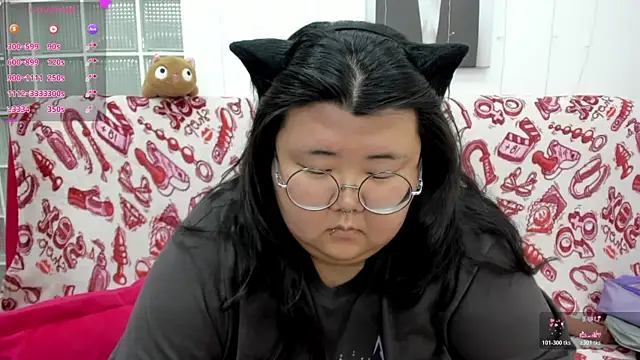 Snapshot of Nadine_asian chatting on 07-07-26, 06:47 Nadine asian online show from 07-07-26, 06:47
