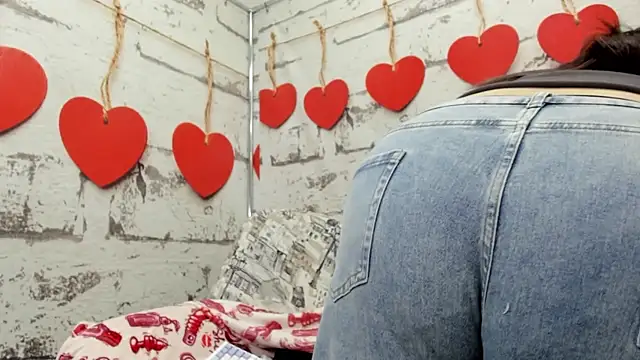 Nadine asian online show from 02-05-26, 03:57