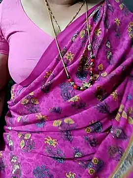 Snapshot of Omana-kutty chatting on 02-13-25, 04:11 Omana-kutty online show from 02-13-25, 04:11