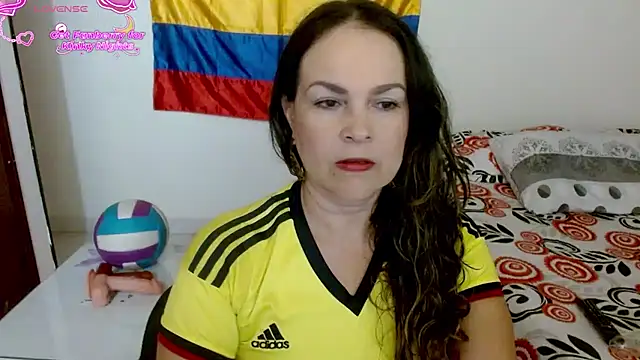 Snapshot of Daniella_Fellers chatting on 06-13-26, 03:48 Daniella Fellers online show from 06-13-26, 03:48