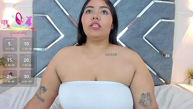 LucciaPorter online show from 09-29-25, 10:26
