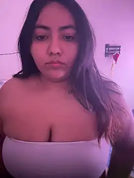 LucciaPorter online show from 06-07-26, 01:38