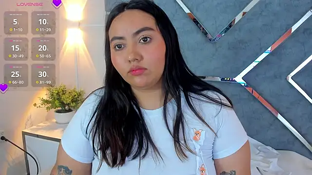 LucciaPorter online show from 06-23-26, 03:32