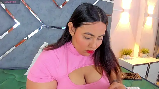 LucciaPorter online show from 03-19-26, 01:44