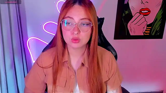 Snapshot of izyzys_baker chatting on 02-16-25, 03:59 izyzys baker online show from 02-16-25, 03:59