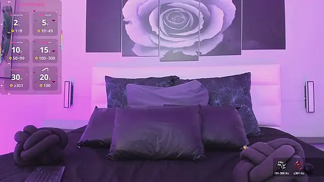 isabella simons online show from 10-19-25, 02:36