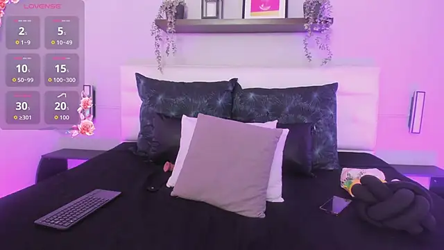 isabella simons online show from 05-26-26, 02:31