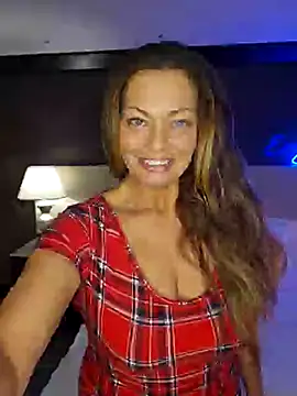 Snapshot of Erotic_and_Exotic chatting on 02-27-25, 05:07 Erotic and Exotic online show from 02-27-25, 05:07