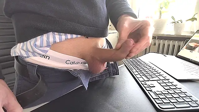 sperma tributes online show from 02-19-25, 08:33