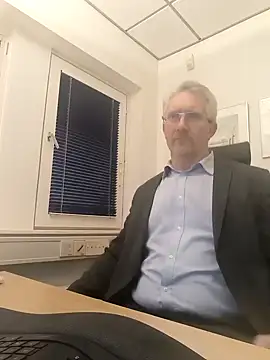 tom-swede online show from 01-16-25, 03:34