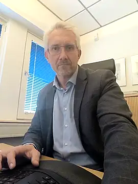 tom-swede online show from 10-09-25, 02:28