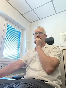 tom-swede online show from 07-21-26, 10:27