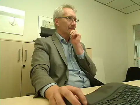 tom-swede online show from 01-07-26, 04:01