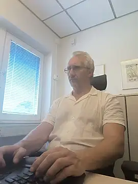 tom-swede online show from 07-24-26, 01:29