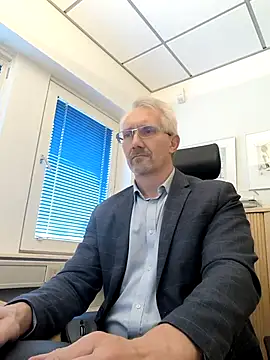 tom-swede online show from 10-10-25, 02:07