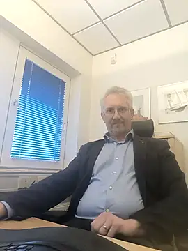 tom-swede online show from 03-11-25, 03:45