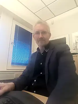 tom-swede online show from 12-03-24, 02:44