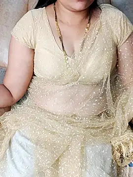 Snapshot of Traditional_Housewife_ chatting on 02-16-25, 03:48 Traditional Housewife  online show from 02-16-25, 03:48