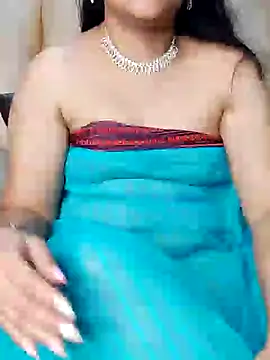 Snapshot of Traditional_Housewife_ chatting on 02-01-25, 07:13 Traditional Housewife  online show from 02-01-25, 07:13