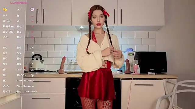 PrettyLilie online show from 11-21-25, 12:26