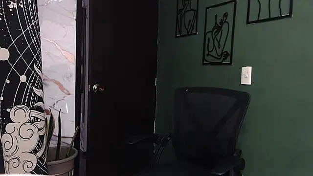 JadaRoberts online show from 07-15-26, 03:41