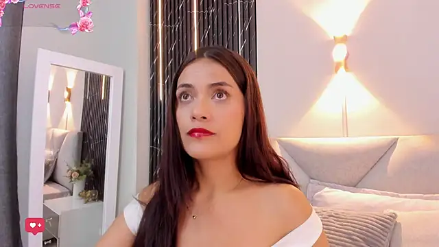 Snapshot of katrina_kaif_x chatting on 05-27-26, 07:21 katrina kaif x online show from 05-27-26, 07:21