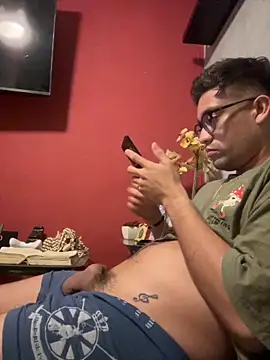 Magicerosxx69 online show from 11-16-25, 08:19