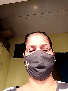 Snapshot of indianliza chatting on 03-14-25, 03:26 indianliza online show from 03-14-25, 03:26