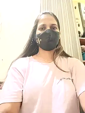Snapshot of indianliza chatting on 03-06-25, 06:26 indianliza online show from 03-06-25, 06:26