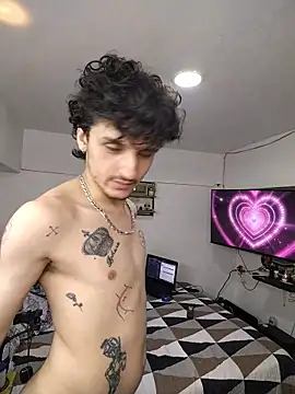 TheKing6ix9ine69 online show from 04-18-26, 01:02