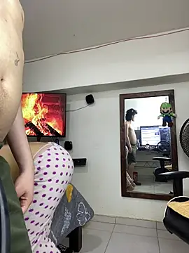 TheKing6ix9ine69 online show from 12-21-25, 10:32