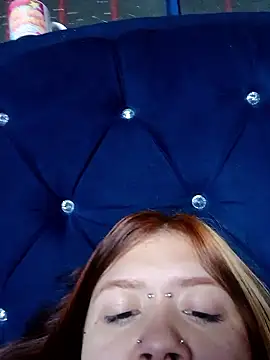 sara winehouse1 online show from 01-09-26, 02:02