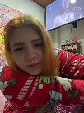 sara winehouse1 online show from 04-10-26, 03:13