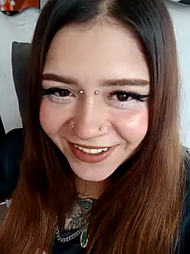 sara winehouse1 online show from 11-20-25, 07:58