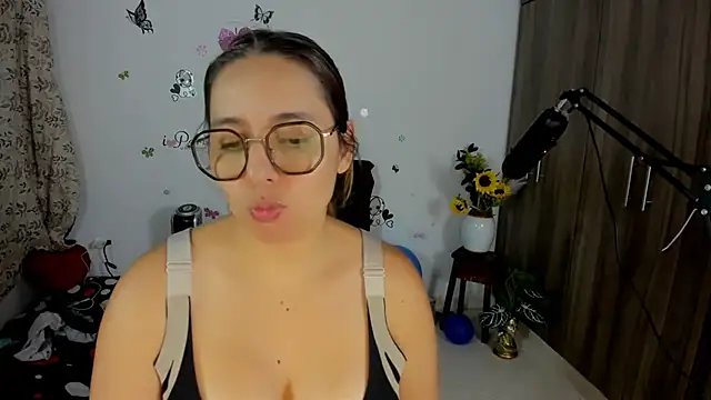 isa loves cum online show from 05-13-26, 01:45