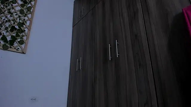 isa loves cum online show from 03-18-25, 03:34