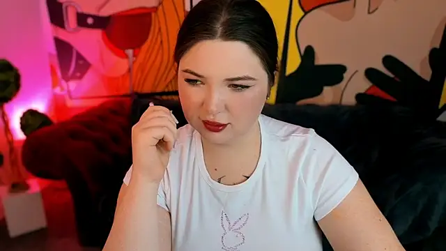 RosieMoons online show from 05-28-26, 07:09