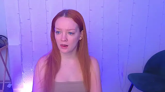 Snapshot of Radiants_two chatting on 02-18-26, 01:40 Radiants two online show from 02-18-26, 01:40