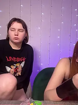 Snapshot of Radiants_two chatting on 01-31-26, 07:12 Radiants two online show from 01-31-26, 07:12