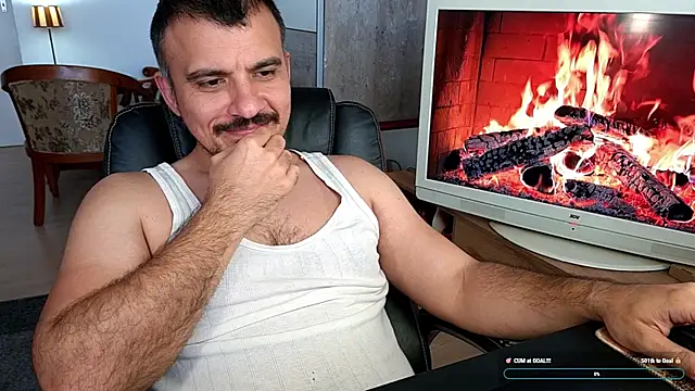 officeman7 online show from 05-07-26, 03:04