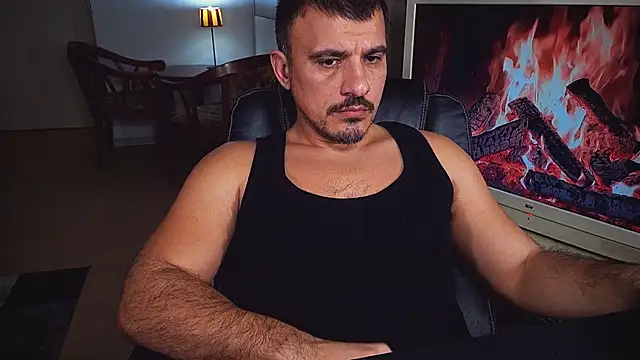 Snapshot of officeman7 chatting on 01-23-25, 07:29 officeman7 online show from 01-23-25, 07:29