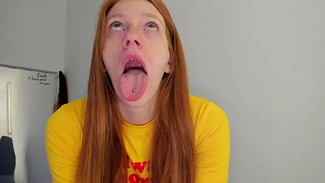 Snapshot of Aliceginger99 chatting on 03-18-26, 06:27 Aliceginger99 online show from 03-18-26, 06:27