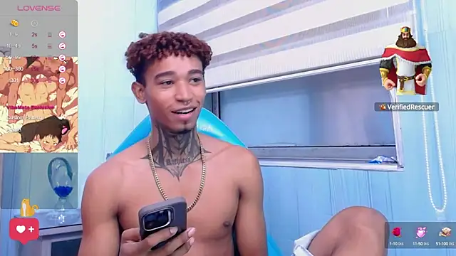 Snapshot of sexy_blacks_ chatting on 03-22-25, 02:25 sexy blacks online show from 03-22-25, 02:25
