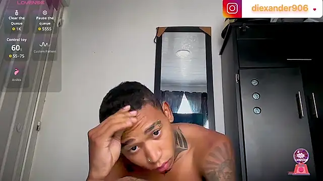 sexy blacks  online show from 04-11-26, 12:20