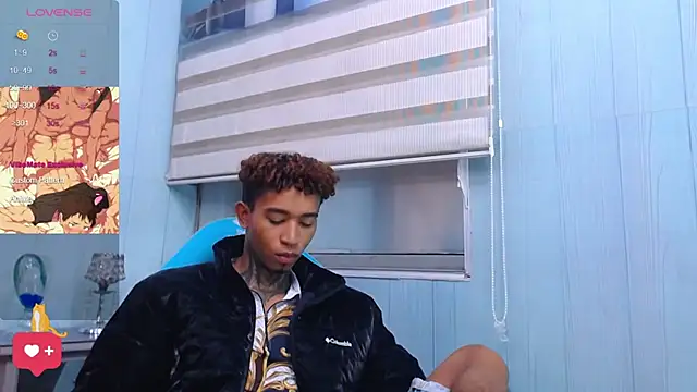 Snapshot of sexy_blacks_ chatting on 03-22-25, 11:21 sexy blacks online show from 03-22-25, 11:21