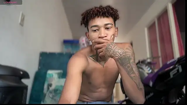 sexy blacks  online show from 11-01-25, 01:05