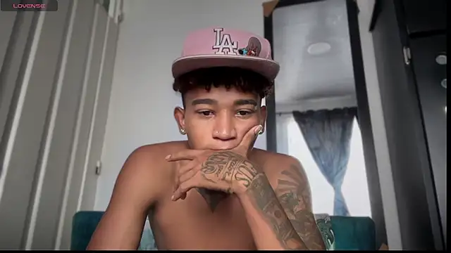 sexy blacks  online show from 11-20-25, 12:06