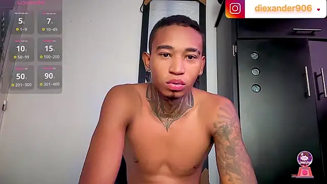 sexy blacks  online show from 04-13-26, 12:09