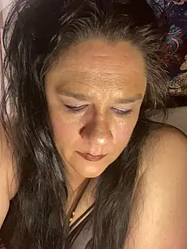 Snapshot of sexyasscougar chatting on 12-29-24, 12:41 sexyasscougar online show from 12-29-24, 12:41